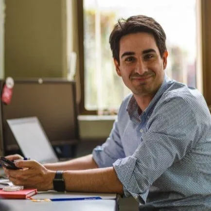 Esteban Montoya — Supply Chain Director · Indurama