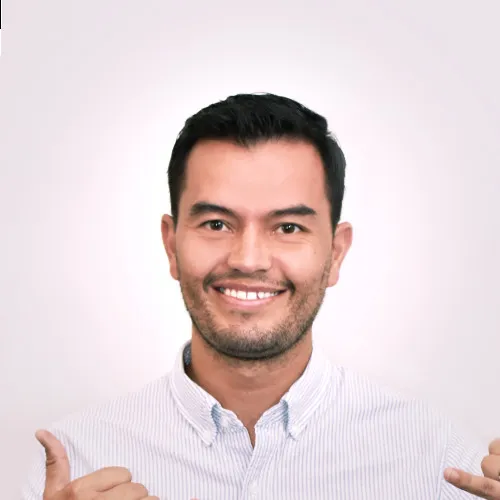 Esteban Valdivieso — National Sales Manager · Kenvue