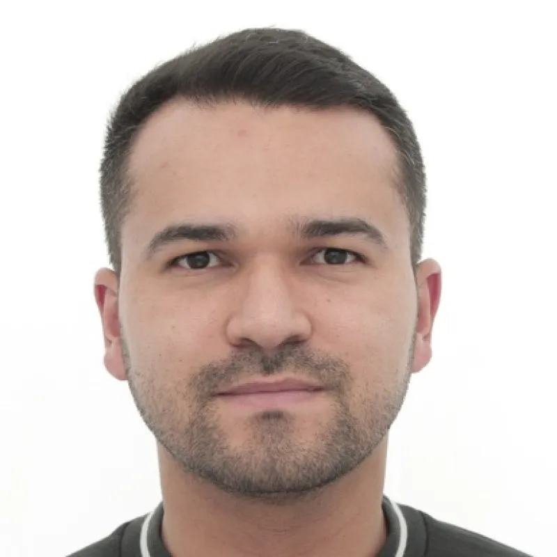 Julian Vivas — Trade Marketing Manager