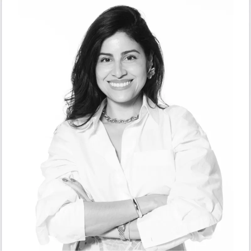 Sonia Luz Llanos Gonzalez — Director Internacional Café